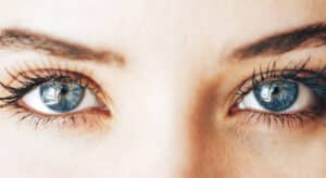 close-up-blue-eye-august-blog